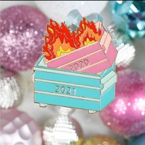 2021 Dumpster fire Christmas ornament